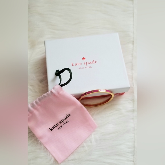 kate spade Jewelry - NWT (& BOX)  KATE SPADE " SPOT THE SPADE" ENAMEL BRACELET.